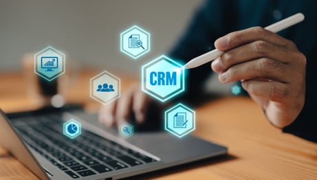 CRM導入の成功法則：3つの壁を乗り越えるための実践ガイド