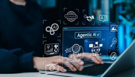 エージェンティックAIとは？AIエージェントや生成AIとの違いやできること